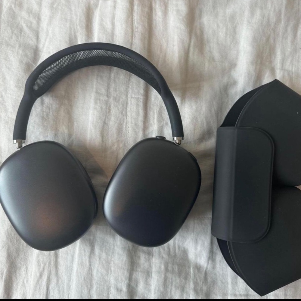 Airpod max